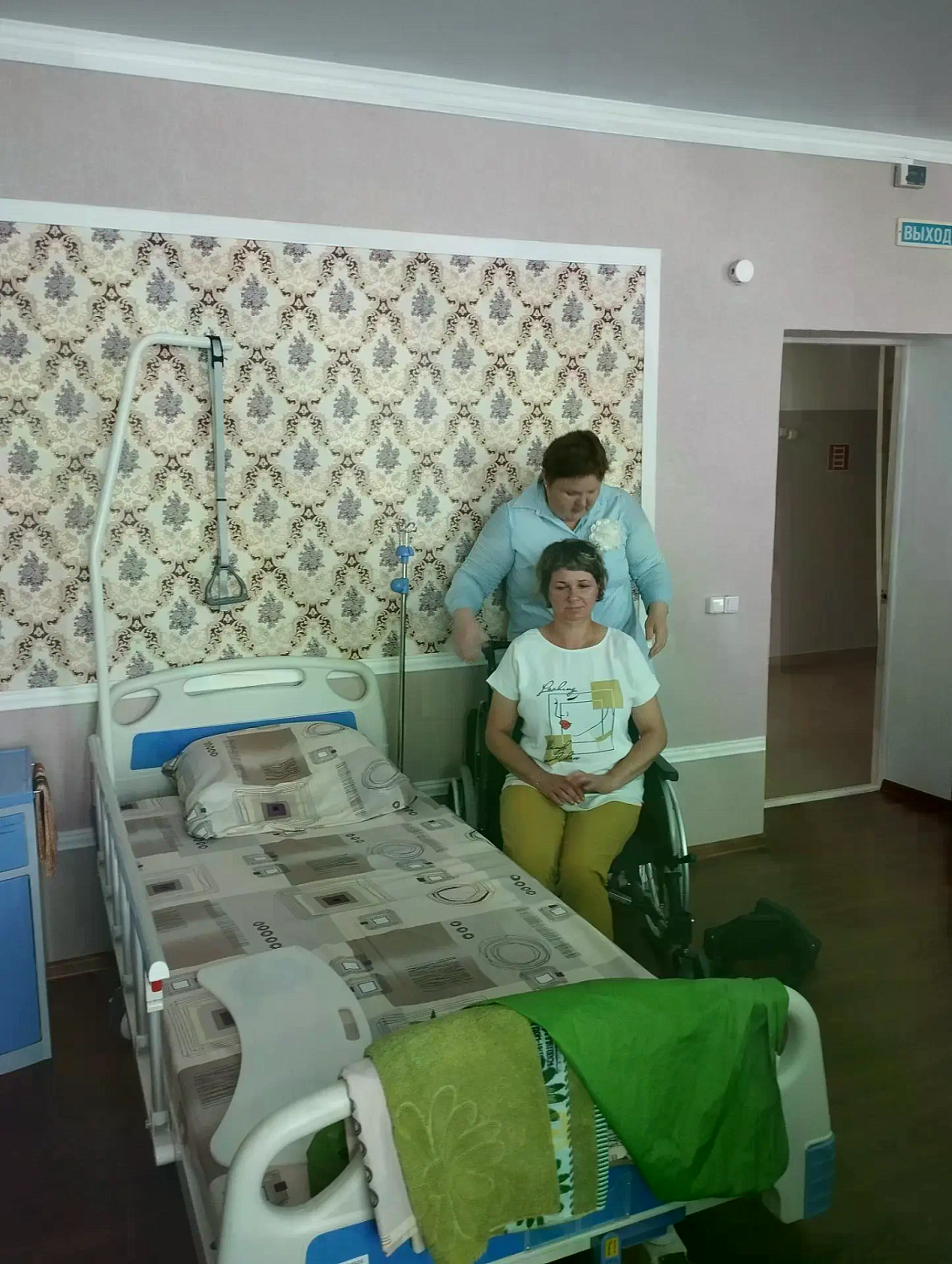 СПЕЦИАЛИСТЫ ОРГАНИЗАЦИЙ СОЦИАЛЬНОГО ОБСЛУЖИВАНИЯ ПРИНЯЛИ УЧАСТИЕ В СЕМИНАРЕ-ПРАКТИКУМЕ, ПОСВЯЩЕННОМ УХОДУ ЗА МАЛОМОБИЛЬНЫМИ ГРАЖДАНАМИ И ПРОФИЛАКТИКЕ ПРОЛЕЖНЕЙ